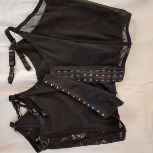 Cacique black corset 14/16